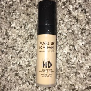 Makeup forever foundation sample shade Y225